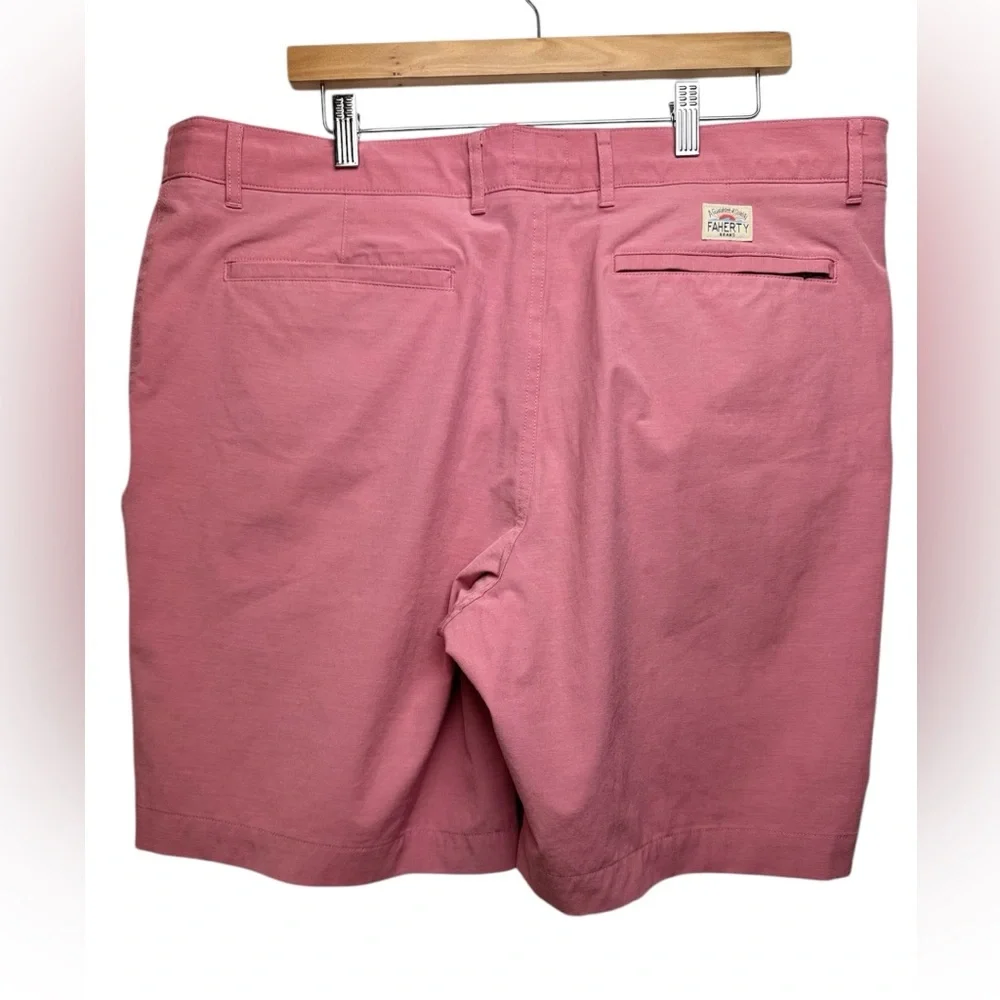 Faherty All Day 38 pink men’s preppy varsity Ivy golf resort wear shorts